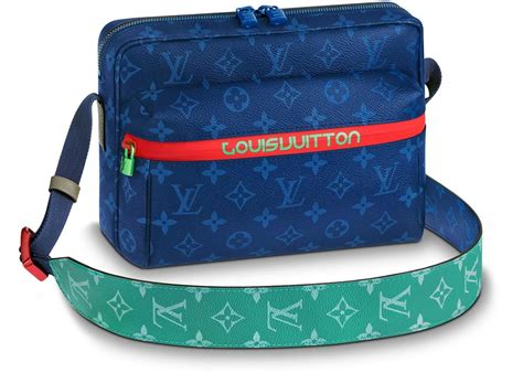 Louis Vuitton Messenger PM Monogram Outdoor Blue Pacific 